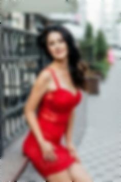 Kseniia Poltava 38 y.o. - intelligent lady - small public photo.