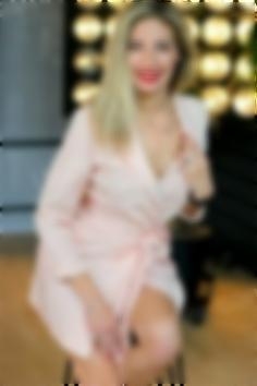 Ekaterina Zaporizhia 35 y.o. - intelligent lady - small public photo.