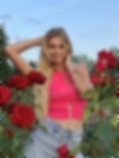 Margo Mykolaiv 32 y.o. - intelligent lady - small public photo.