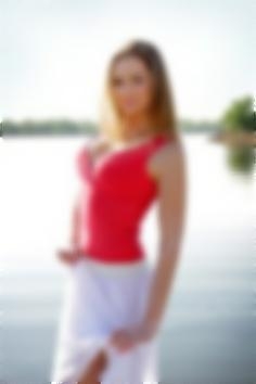 Helen Zaporizhia 37 y.o. - intelligent lady - small public photo.