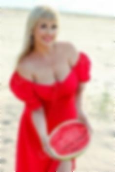 Natasha Zaporizhia 46 y.o. - intelligent lady - small public photo.