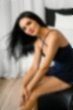 Khrysty Mykolaiv 32 y.o. - intelligent lady - small public photo.