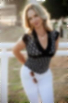 Iryna Poltava 44 y.o. - intelligent lady - small public photo.