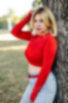 Olha Cherkasy 31 y.o. - intelligent lady - small public photo.