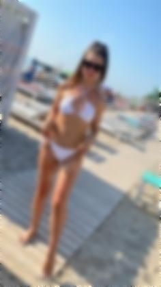 Vika Cherkasy 31 y.o. - intelligent lady - small public photo.