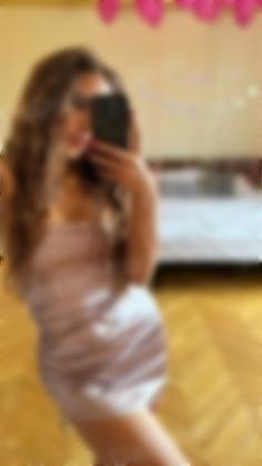 Tanya Sumy 26 y.o. - intelligent lady - small public photo.