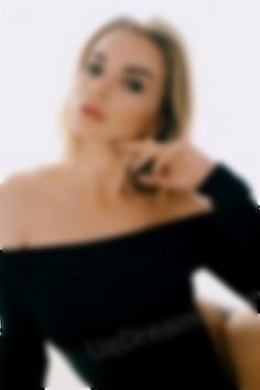 Viktoriia Sumy 35 y.o. - intelligent lady - small public photo.