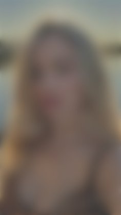 Iuliia Zhytomyr 37 y.o. - intelligent lady - small public photo.
