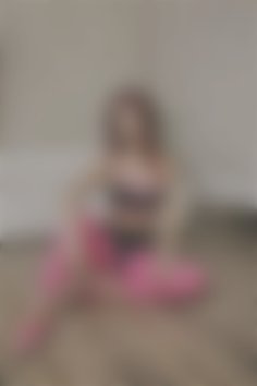 Olena Zhytomyr 32 y.o. - intelligent lady - small public photo.