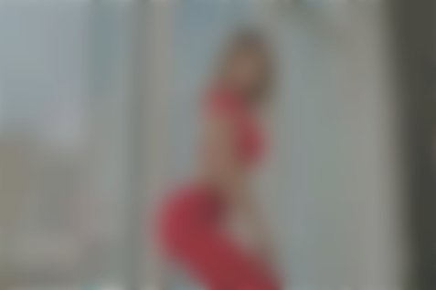 Yuliia Kyiv 30 y.o. - intelligent lady - small public photo.