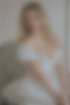 Yelyzaveta Rivne 26 y.o. - intelligent lady - small public photo.
