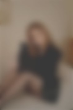 Oly Sumy 21 y.o. - intelligent lady - small public photo.