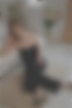 Oly Sumy 21 y.o. - intelligent lady - small public photo.