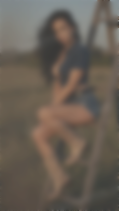Kris Sumy 42 y.o. - intelligent lady - small public photo.
