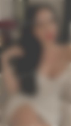 Kris Sumy 42 y.o. - intelligent lady - small public photo.