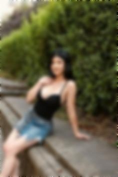 Olena Ivano-Frankivsk 28 y.o. - intelligent lady - small public photo.