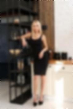 Zoya Dnipro 35 y.o. - intelligent lady - small public photo.