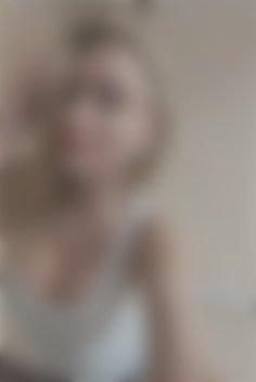 Zoya Dnipro 37 y.o. - intelligent lady - small public photo.