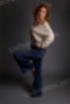 Alyona Lviv 35 y.o. - intelligent lady - small public photo.