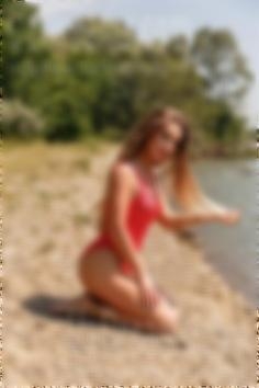 Julia Ivano-Frankivsk 31 y.o. - intelligent lady - small public photo.