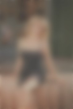 Svitlana Kharkiv 56 y.o. - intelligent lady - small public photo.