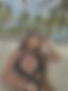 Anna Zaporizhia 35 y.o. - intelligent lady - small public photo.