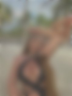 Anna Zaporizhia 35 y.o. - intelligent lady - small public photo.