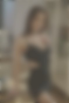 Julia Zhytomyr 39 y.o. - intelligent lady - small public photo.
