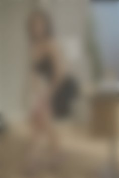 Julia Zhytomyr 39 y.o. - intelligent lady - small public photo.