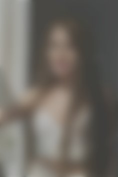 Raya Sumy 34 y.o. - intelligent lady - small public photo.