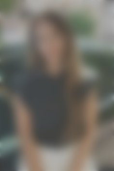 Raya Sumy 34 y.o. - intelligent lady - small public photo.