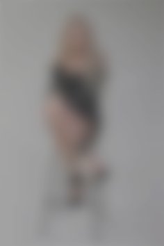 Helen Dnipro 32 y.o. - intelligent lady - small public photo.
