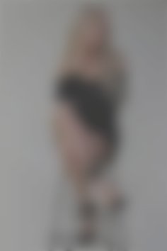 Helen Dnipro 32 y.o. - intelligent lady - small public photo.
