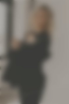 Tania Rivne 39 y.o. - intelligent lady - small public photo.