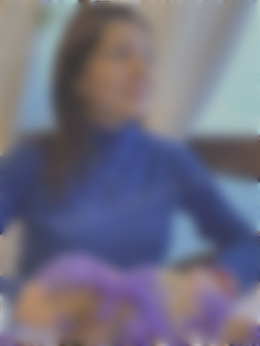 Yuliya Cherkasy 42 y.o. - intelligent lady - small public photo.