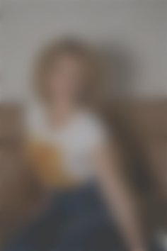 Roksoliana Kharkiv 56 y.o. - intelligent lady - small public photo.