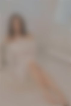 Anastasiia Zhytomyr 30 y.o. - intelligent lady - small public photo.
