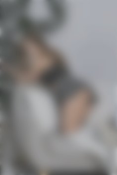 Zhanna Kyiv 32 y.o. - intelligent lady - small public photo.