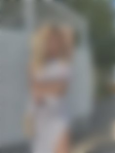 Tania Sumy 39 y.o. - intelligent lady - small public photo.