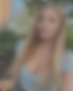 Tania Sumy 39 y.o. - intelligent lady - small public photo.