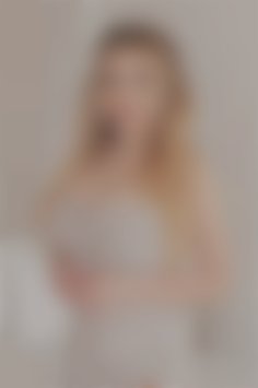 Tania Sumy 39 y.o. - intelligent lady - small public photo.
