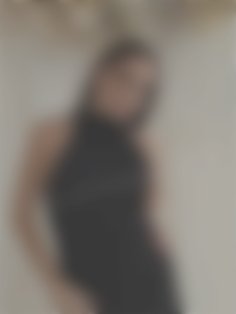 Maryna Zaporizhia 30 y.o. - intelligent lady - small public photo.