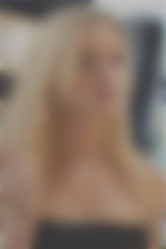Maryna Mykolaiv 44 y.o. - intelligent lady - small public photo.