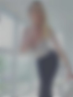 Mila Zaporizhia 34 y.o. - intelligent lady - small public photo.