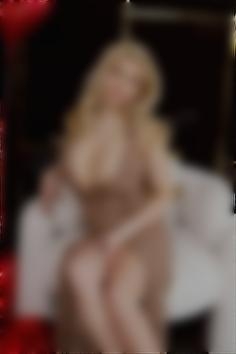 Veronika Kyiv 30 y.o. - intelligent lady - small public photo.