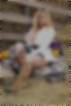 Veronika Kyiv 30 y.o. - intelligent lady - small public photo.