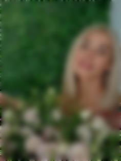 Yuliia Mykolaiv 35 y.o. - intelligent lady - small public photo.