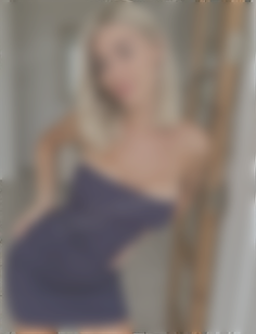Yuliia Mykolaiv 35 y.o. - intelligent lady - small public photo.