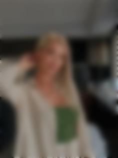 Yuliia Mykolaiv 35 y.o. - intelligent lady - small public photo.
