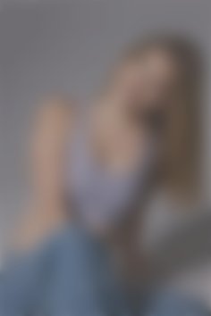 Anzhelika Mykolaiv 24 y.o. - intelligent lady - small public photo.